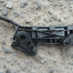 Mensula soporte mazda 6 2014 2018 tapabarro delantero chofer