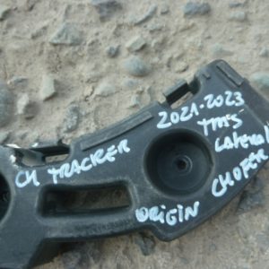 Mensula soporte guia chevrolet tracker 2021 2023 trasera chofer