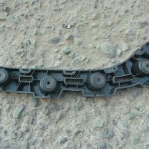 Mensula soporte guia chevrolet tracker 2021 2023 trasera copiloto