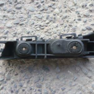 Mensula soporte tracker 2013 2019 de foco trasero chofer