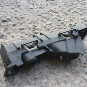 Mensula soporte tracker 2013 2019 de foco trasero chofer