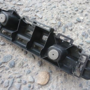 Mensula soporte chev cruze sedan 2011 bajo foco trasero copiloto