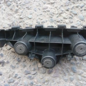 Mensula soporte chevro spin 2019 2022 bajo foco trasero copiloto