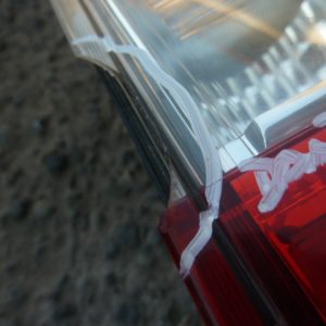 foco nissan np300 2016 2020 trasero copiloto daños