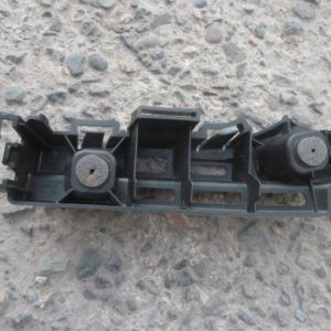 Mensula soporte chev cruze sedan 2011 bajo foco trasero chofer