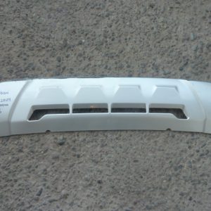 moldura mitsubishi l200 2020 2024 inferior parachoque delantero