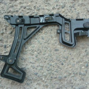 Mensula soporte chevrolet groove 2021 trasera copiloto daños