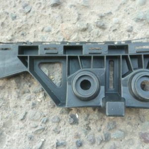 Mensula soporte volkswagen t-cross 2019 2023 lateral tras chofer