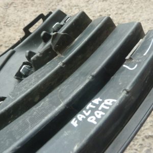 moldura tapa bisel neblinero vw polo 2015 2017 chofer daños