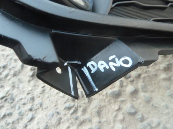 moldura tapa bisel neblinero kia rio 5 2012 2014 copiloto daños - Imagen 2