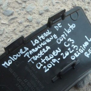 moldura citroen c3 2019-23 lat parach tras copiloto (foto referencial)