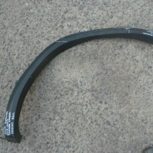 moldura toyota fortuner 2018 2023 trasera chofer daños