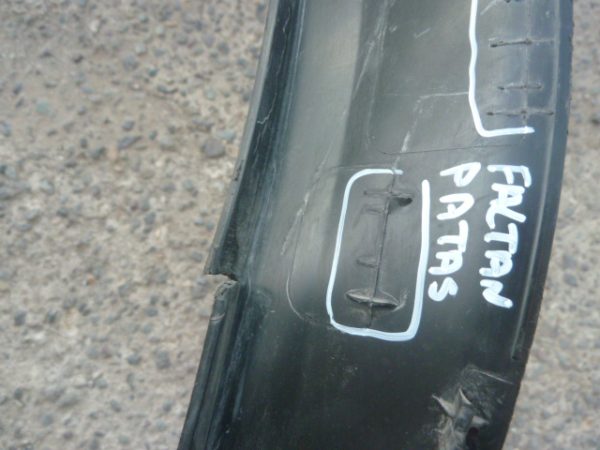 moldura peugeot 2008 p24 2022 2024 trasera copiloto daños - Imagen 5
