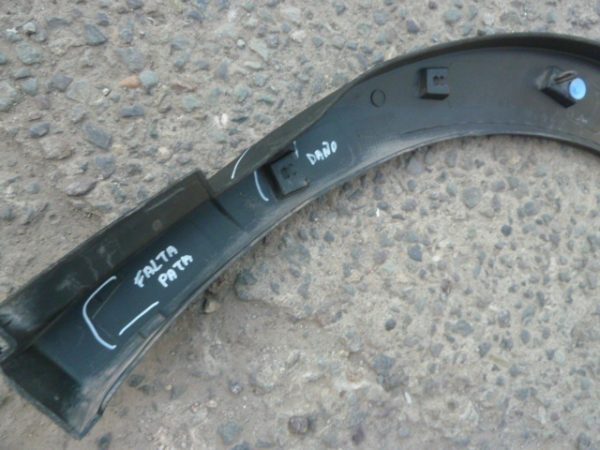 moldura peugeot 2008 p24 2022 2024 trasera copiloto daños - Imagen 8