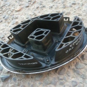 logo emblema de mascara maxus T60 2022 2023