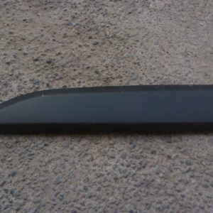 moldura partner k9 2019 2023 puerta delantera chofer daños