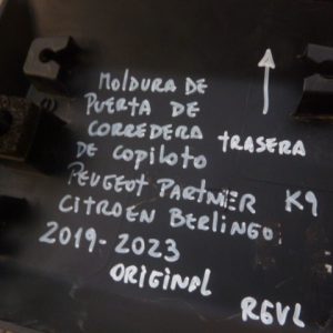 moldura partner k9 2019 2023 corredera tras copiloto daños