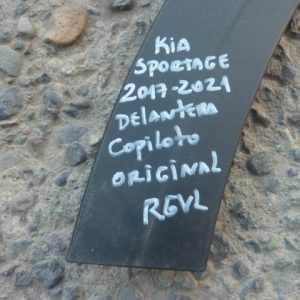 moldura kia sportage 2017 2018 2019 2020 2021 delantera copiloto