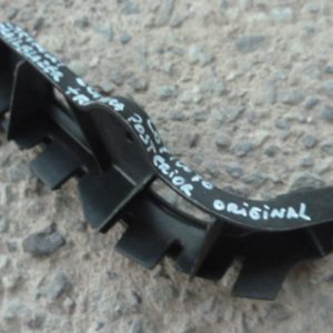 Mensula soporte chevrolet trailblazer 2016 trasero copiloto