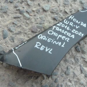 moldura honda wrv wr-v2016 2021 trasera chofer daños