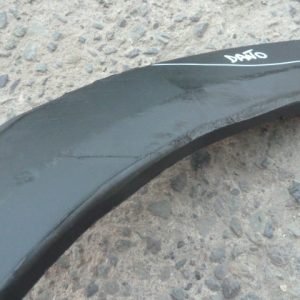 moldura chevrolet tracker 2021 2022 delantera chofer daños