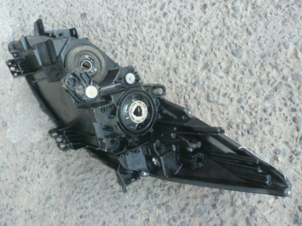 optico mazda 3 2011 2012 2013 halógeno copiloto - daños - Imagen 4