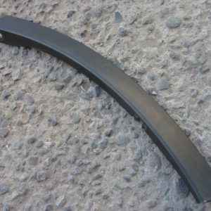 moldura rav4 2013 2015 parachoque delant copiloto daños