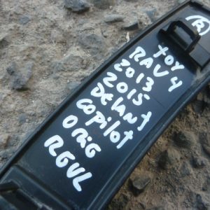 moldura rav4 2013 2015 parachoque delantera copiloto