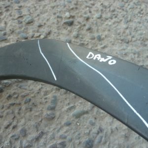 moldura seat arona 2021 2023 parach delantera copiloto daños