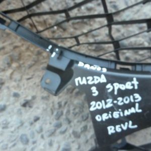 rejilla de parachoque mazda 3 sport 2012 2013 daños