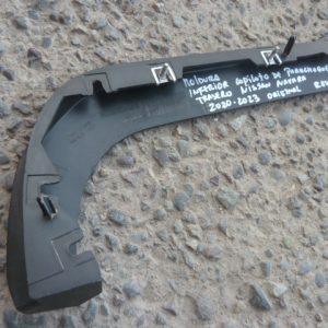 moldura navara 2020 2023 inferior parach trasero copiloto