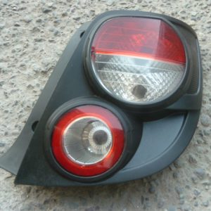 Foco chevrolet sonic hatchback 2013 2016 trasero copiloto