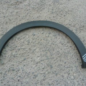 Moldura korando c300 2022 2024 tapabarro delantero chofer