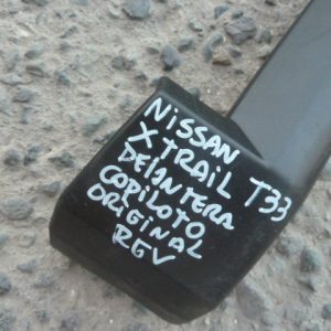 Moldura nissan xtrail t33 2023 2024 tapabarro delantera copiloto