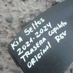 moldura kia seltos 2021 2014 costado trasero copiloto daños