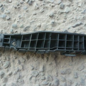 Mensula soporte kia soul 2009 2010 tapabarro delantero copiloto