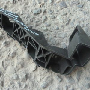 Mensula soporte kia soul 2015 2018 tapabarro delantero copiloto