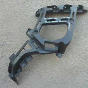 Mensula soporte peugeot 3008 2022 2024 lateral trasera chofer