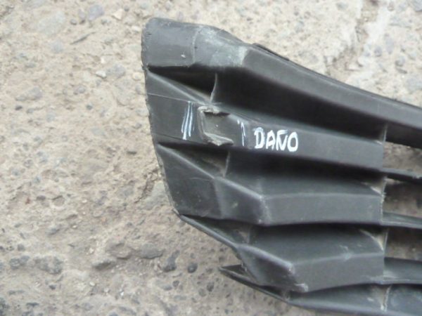 moldura tapa bisel neblinero passat 2002 2004 chofer daños - Imagen 4