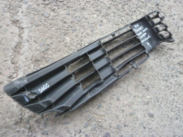 moldura tapa bisel neblinero passat 2002 2004 chofer daños - Imagen 5