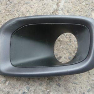 moldura tapa bisel neblinero jeep renegade 2015-18 chofer daños