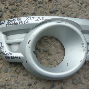 moldura tapa bisel neblinero ranger tailandesa 2011 2012 copiloto