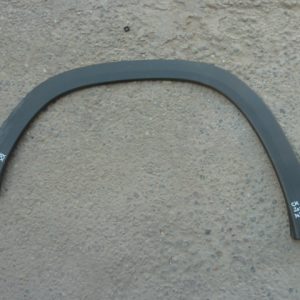 Moldura chevrolet tracker 2021 2023 tapabarro delantero chofer