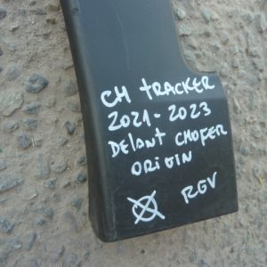 Moldura chevrolet tracker 2021 2023 tapabarro delantero chofer