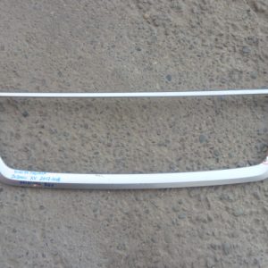 mascara bisel de mascara subaru xv 2017 2018 daño