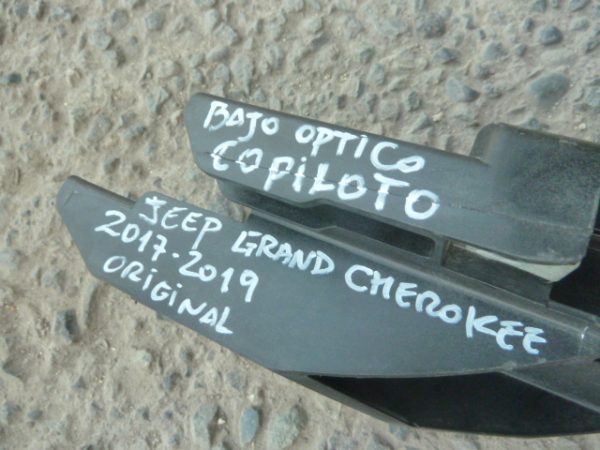 mensula soporte grand cherokee 17/19 bajo optico copiloto daños - Imagen 4