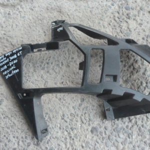 Mensula soporte peugeot 308 gt 18-20 bajo optico copiloto daño