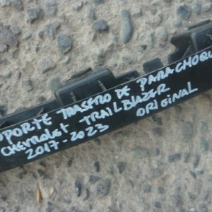 Mensula soporte trailblazer 2017 2023 de parachoque trasero