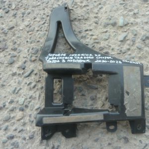 Mensula soporte mazda 3 hatchback sport 2020 2023 inf parach tras chofer