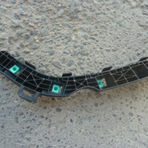 Mensula soporte kia cerato 5 hatchback 2014 2018 trasera copiloto